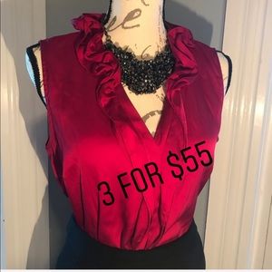 Did anyone say fuchsia?!? Stunning top!